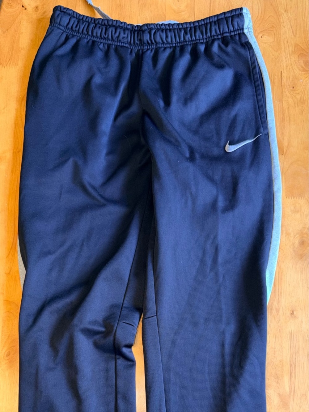 Nike Therma-FIT Mens Black Grey Stripe Training Pants Sweatpants Medium 482